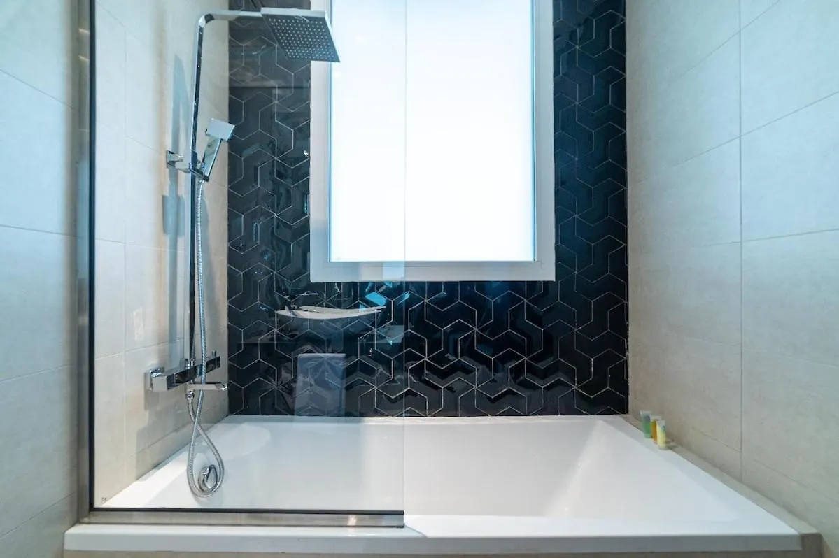 Elegant 1Br With Balcony & Views In Business Bay Apartment Dubai