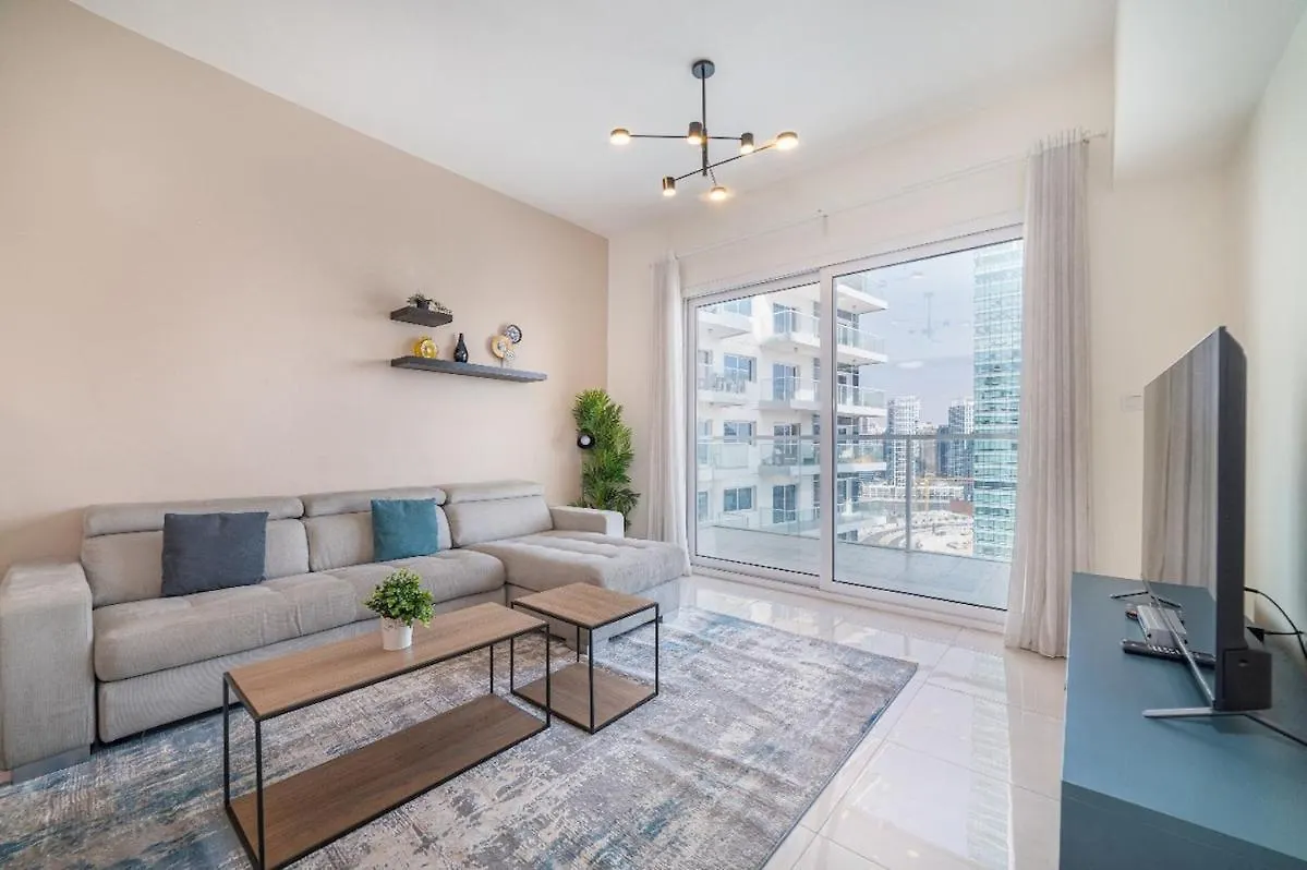 Elegant 1Br With Balcony & Views In Business Bay Apartment Dubai